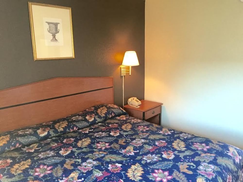 Budget Inn Таллахасси Экстерьер фото